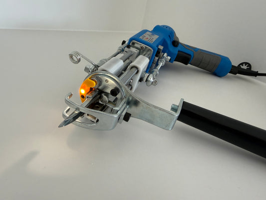 AK-V Electric Tufting Gun — Lightweight, Quiet, and Precise