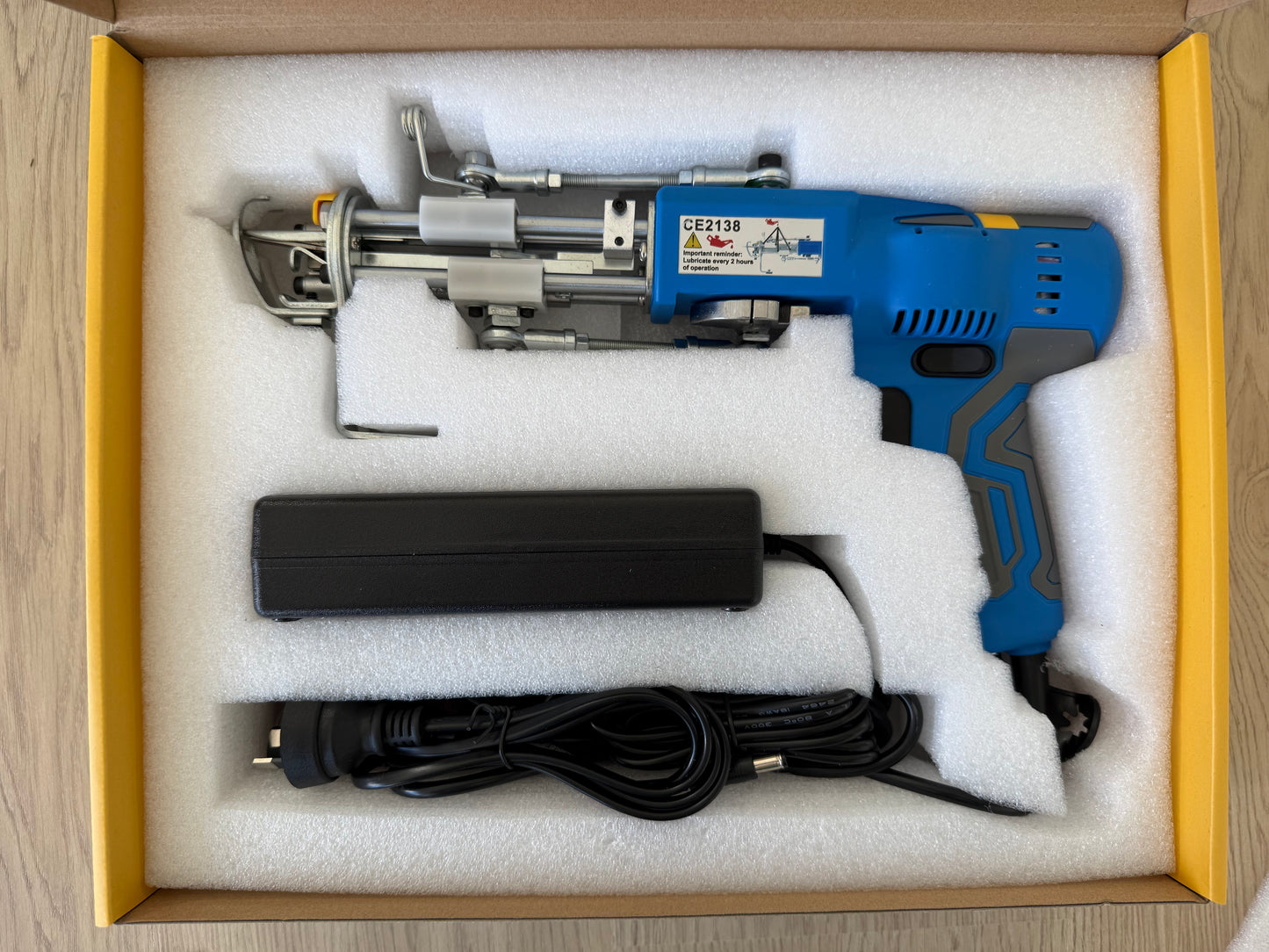 AK-V Electric Tufting Gun — Lightweight, Quiet, and Precise